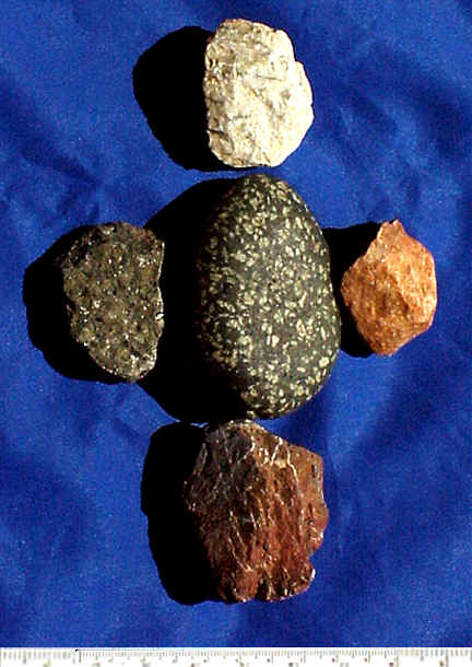 wpe2E.jpg (37333 bytes)